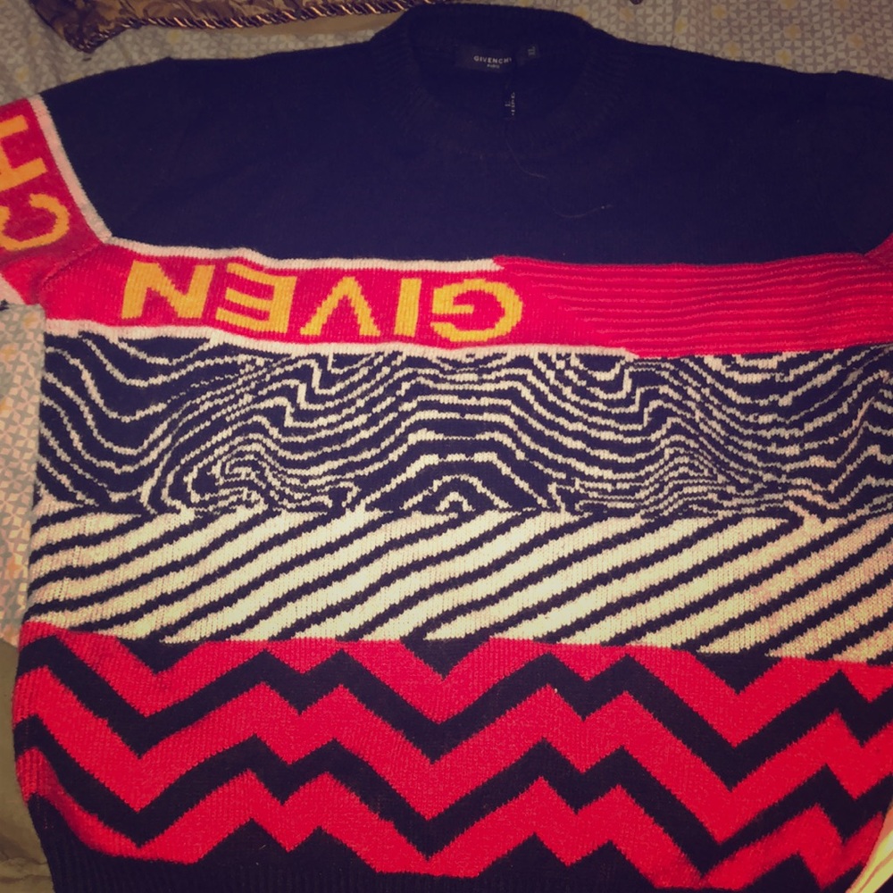 Givenchy sweater